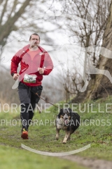 9813