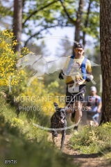 8978
