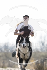 8899